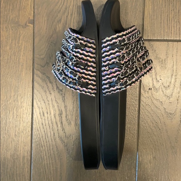 Authentic Chanel logo chain/tweed slides - Picture 6 of 6